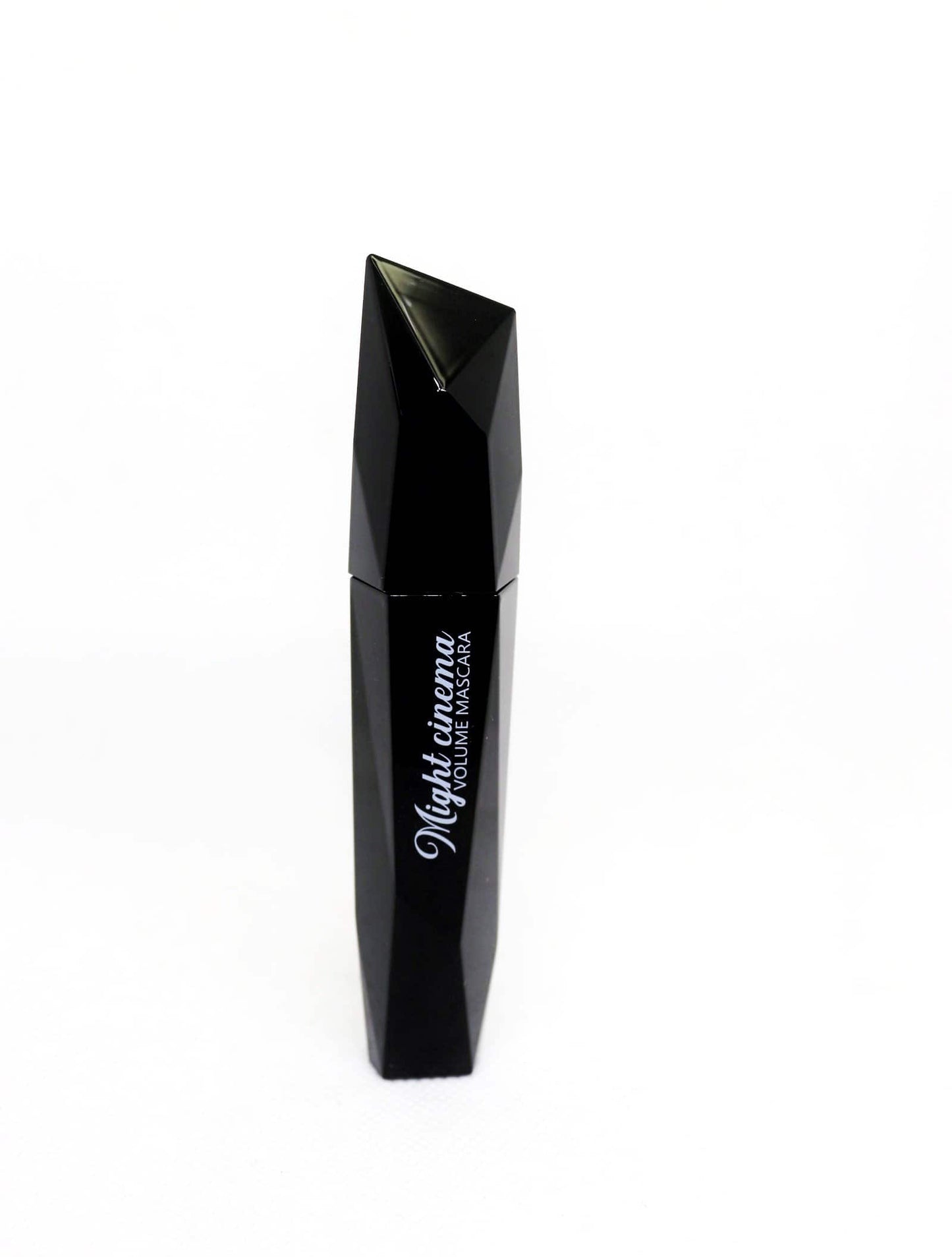 Maybelline Cinema Mascara for Volumizing and Lengthening Eyelashes, Long-Lasting