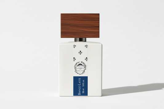 Bianco Latte Eau de Parfum with warm vanilla and sandalwood notes